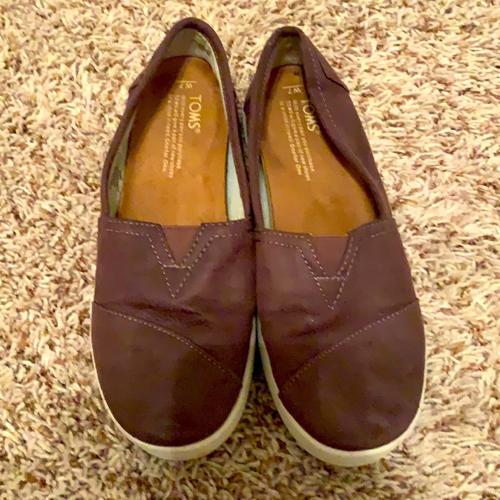 Toms